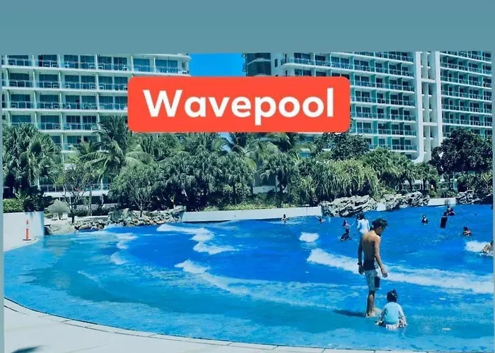 Azure Urban A17 Wavepool Near Airport *