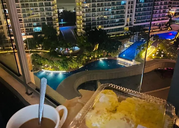 Apartment Azure Urban A17 Wavepool Near Airport *