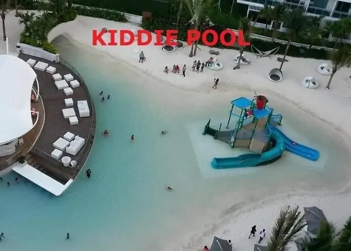 Apartment Azure Urban A17 Wavepool Near Airport Manila